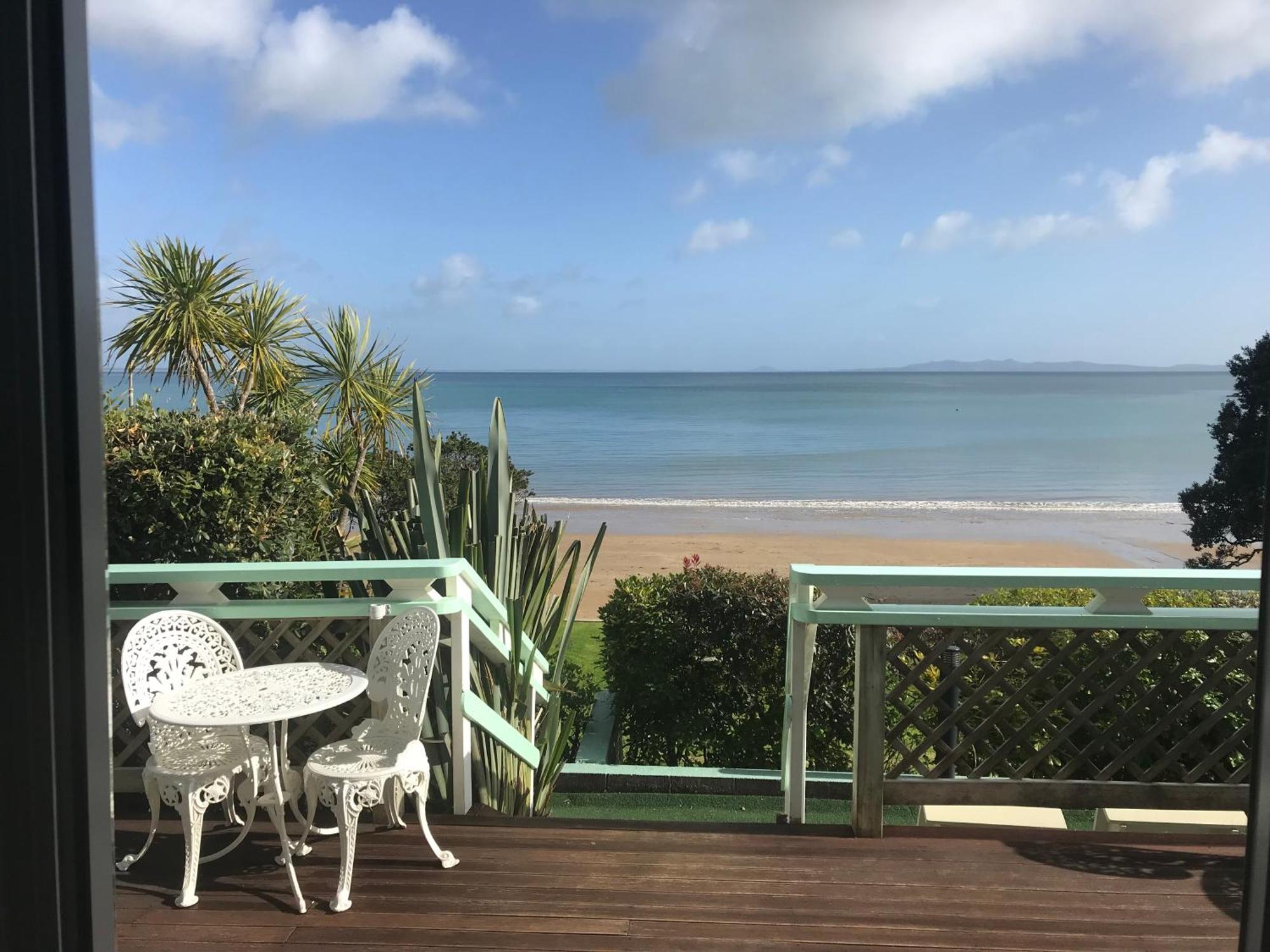 San Marino Motor Absolute Beachfront 3* Coopers Beach